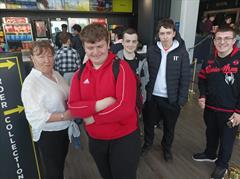 House Winners enjoy their prize!